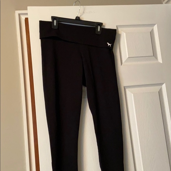 Victoria’s Secret Yoga Legging - Picture 3 of 4